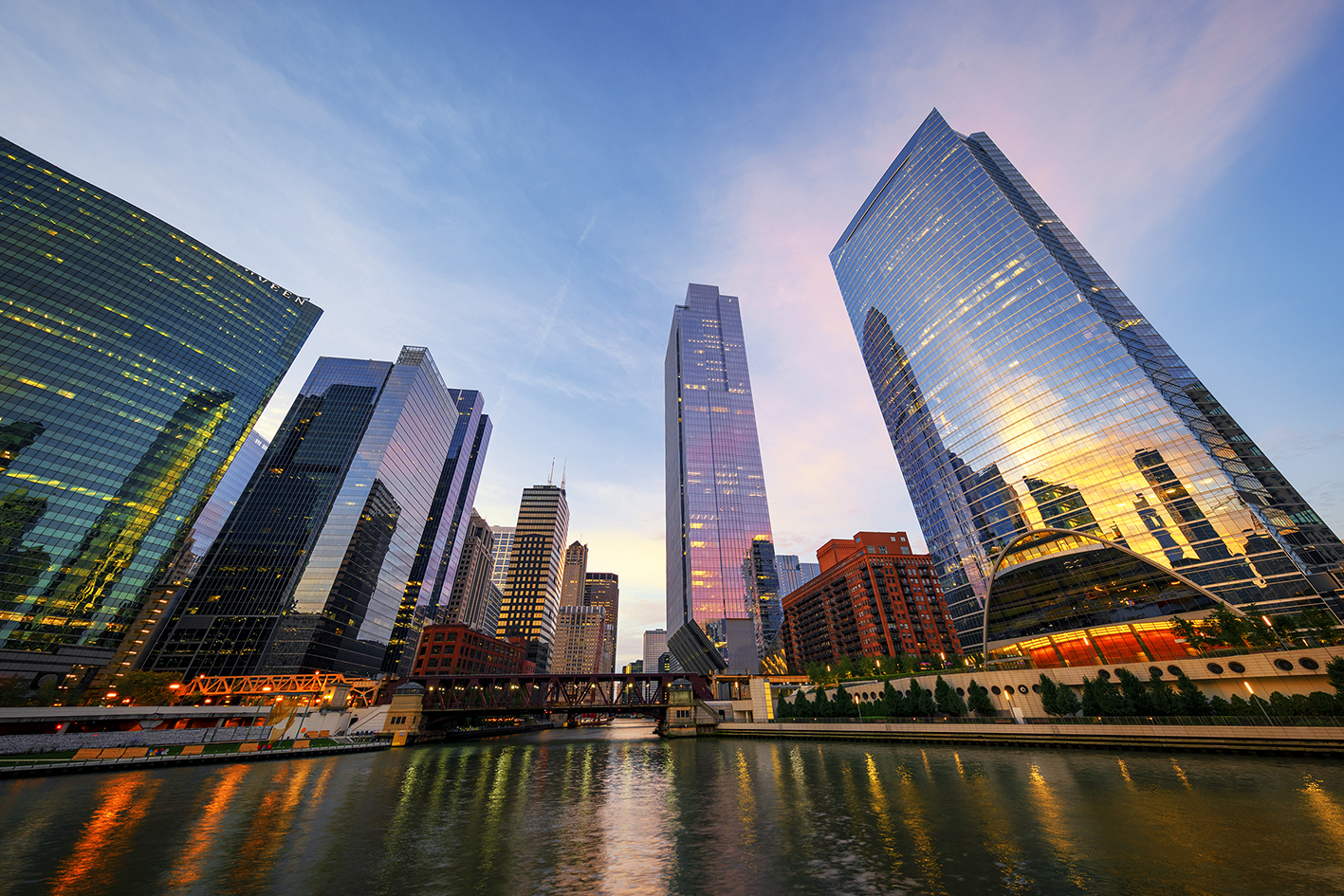 Home - Famous view of Chicago in the morning